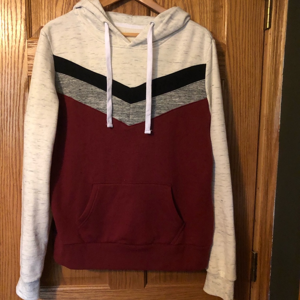 Women’s Reflex Chevron Maroon Hooded Sweatshirt Size XL